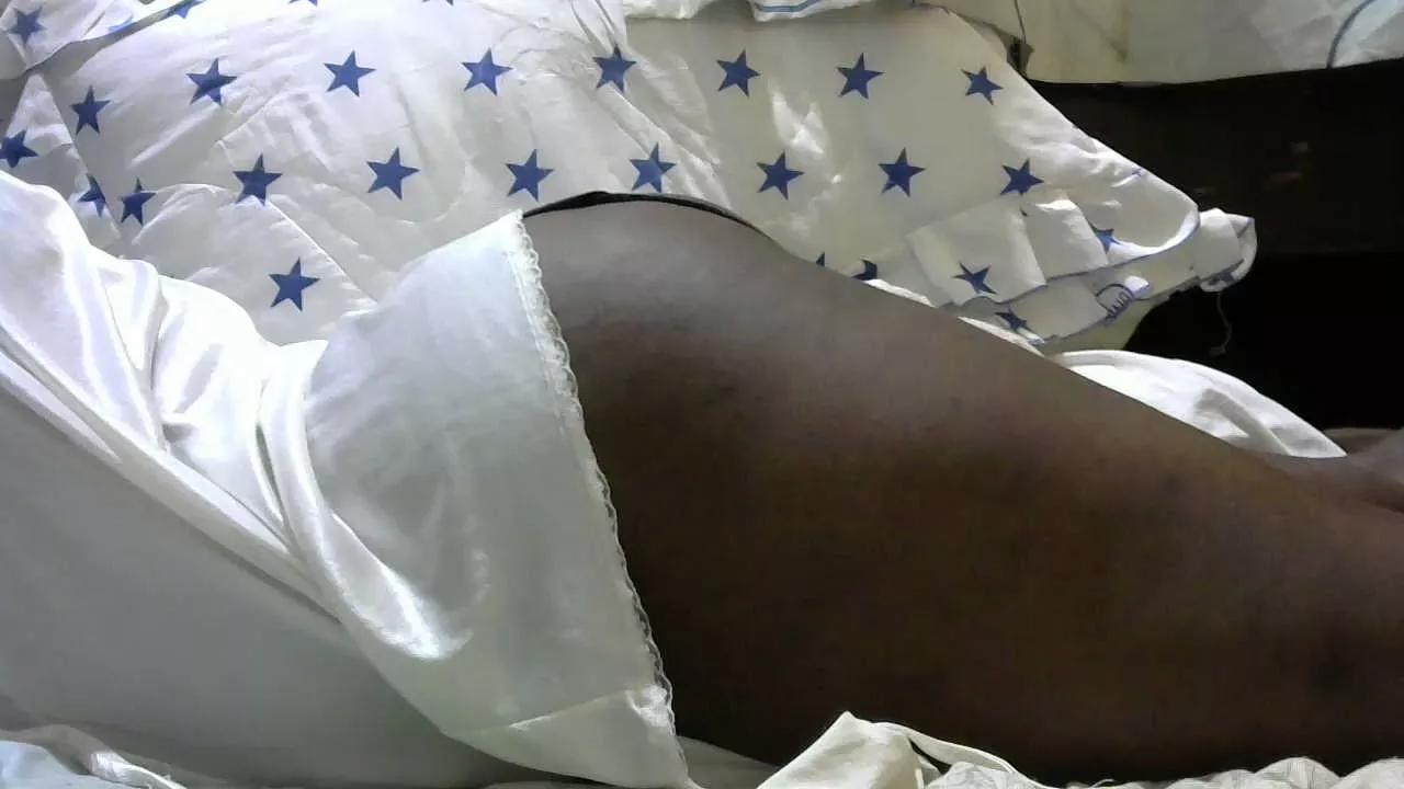 Hunnies1 from Cam4