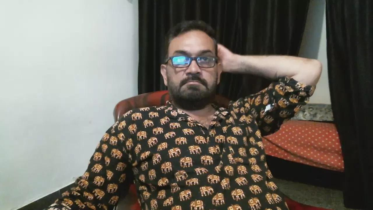 indian2000 from Cam4