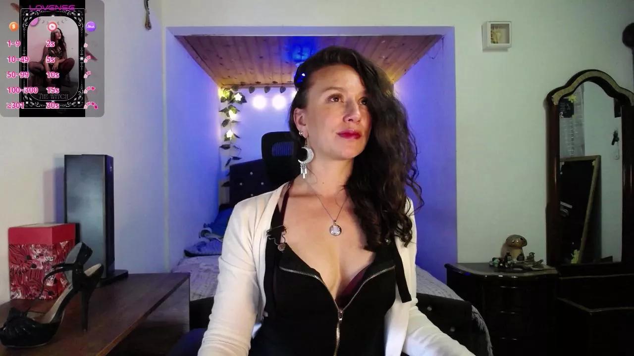 indigo_wild from Cam4