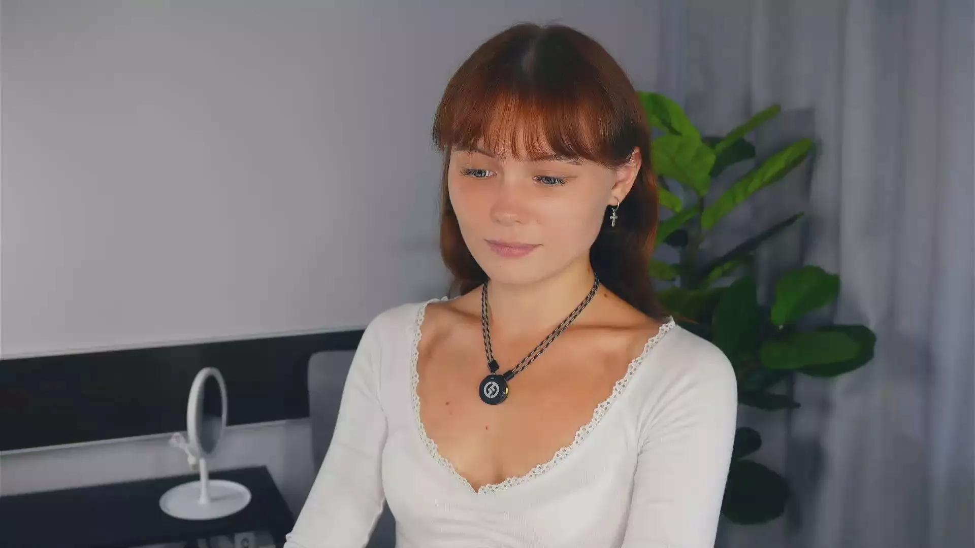 IsadoraOpichka webcams show profile image 