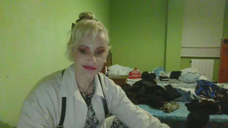 Isisytomy from Cam4