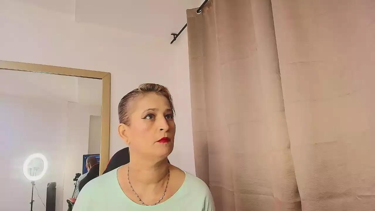JaddeSquirt from Cam4