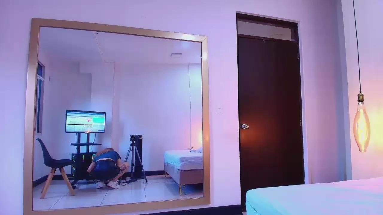 JaddeSquirt from Cam4