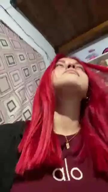 Jade2049 webcams show profile image 
