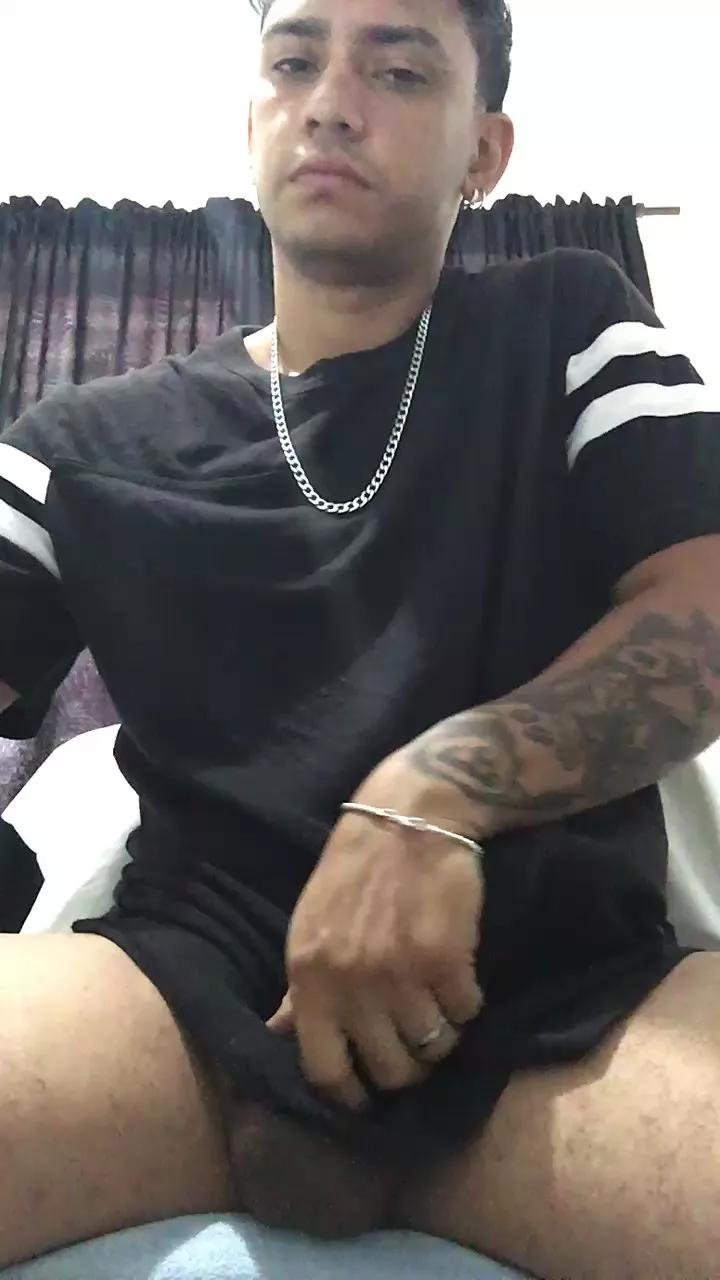 Jassiel7 from Cam4