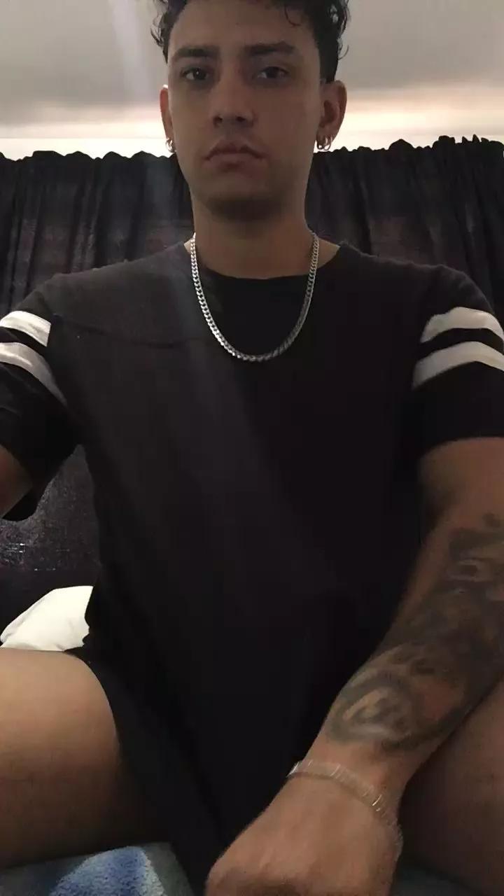 Jassiel7 from Cam4