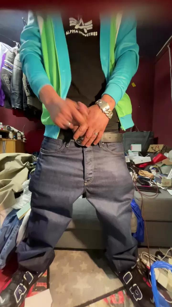Jeans_boy webcams show profile image 