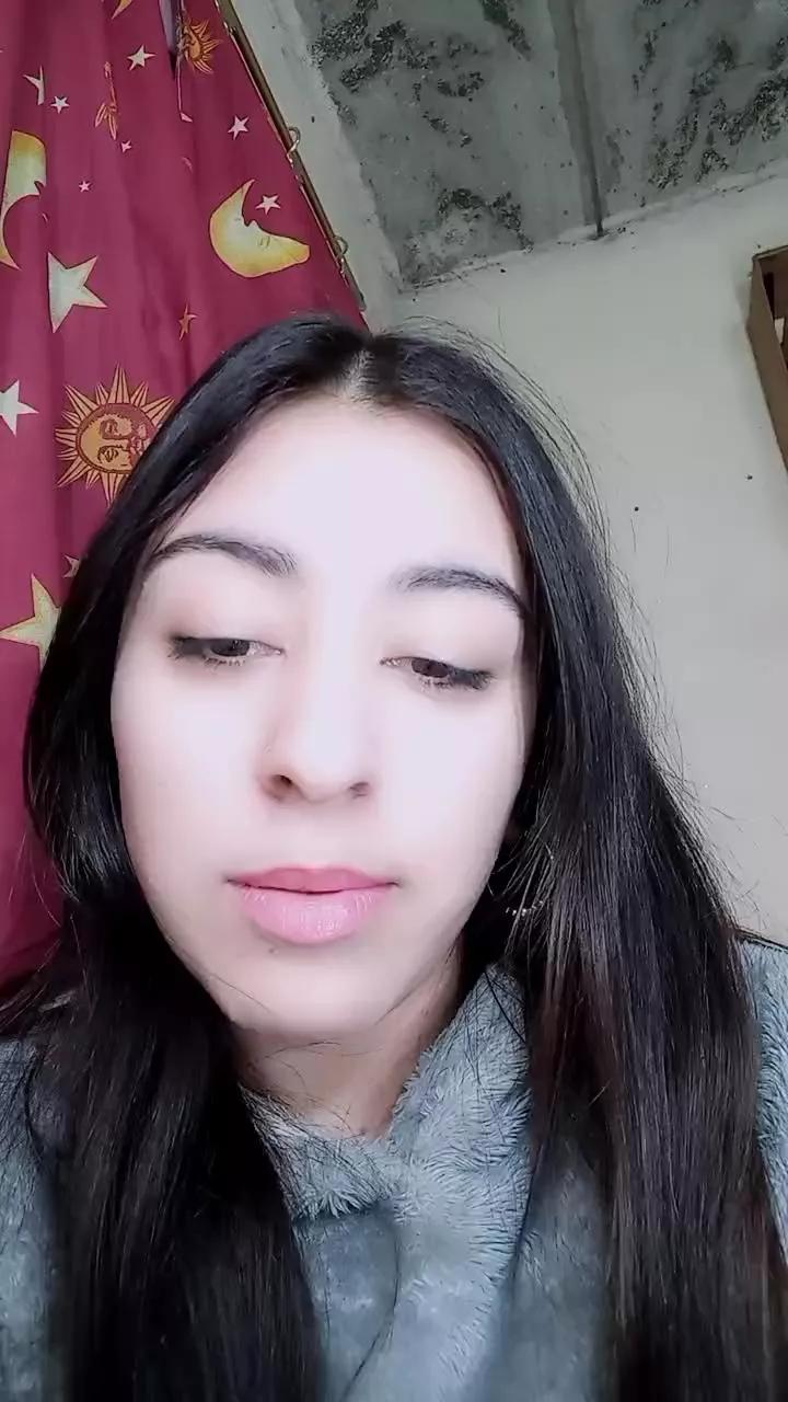 Jennyvignaduzzo webcams show profile image 