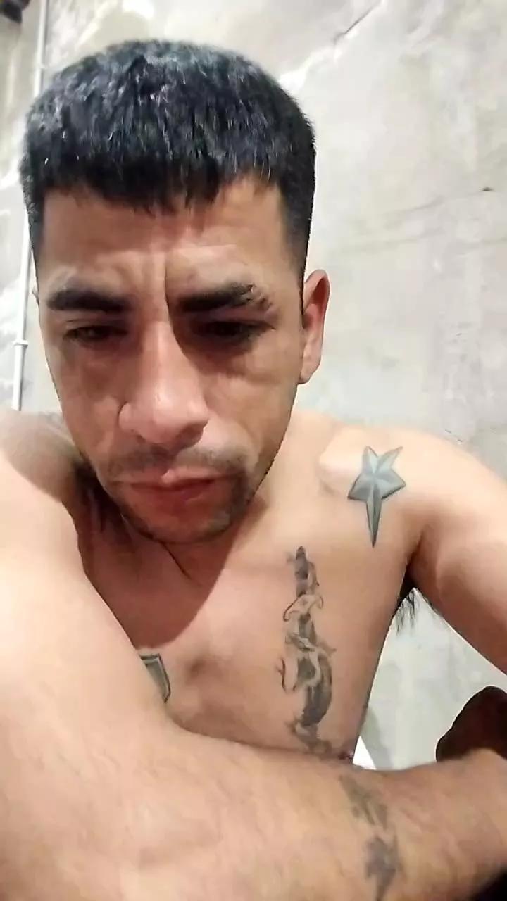 Jonyx8 webcams show profile image 