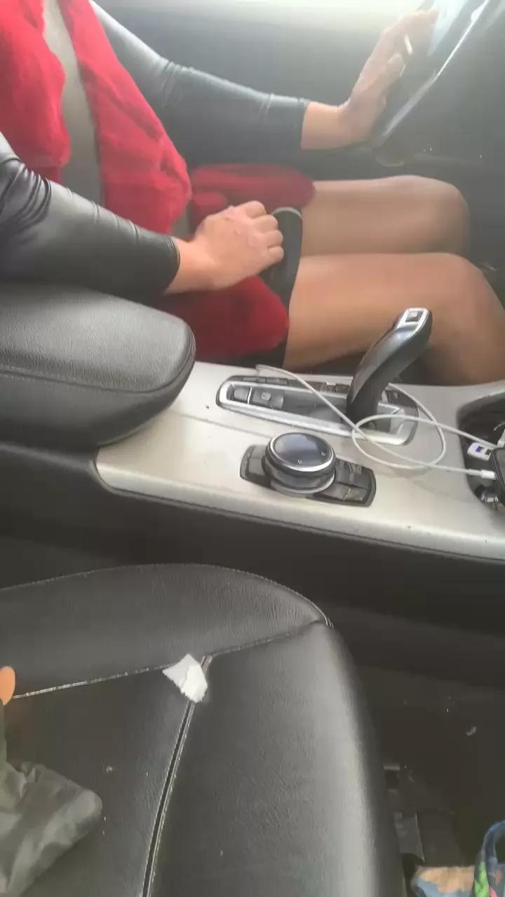 Joueurh webcams show profile image 