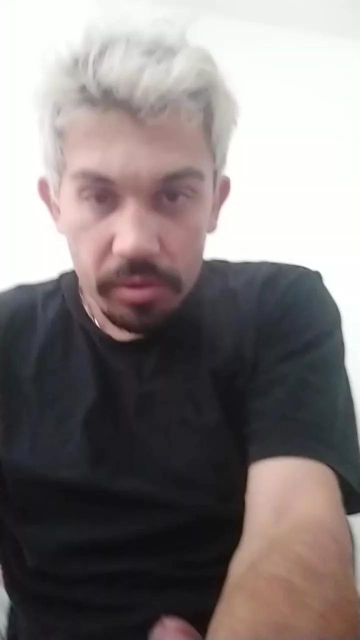 Jovemcwbjlle webcams show profile image 