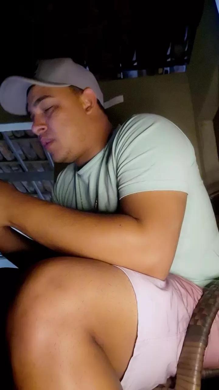 Jujudanadinho from Cam4