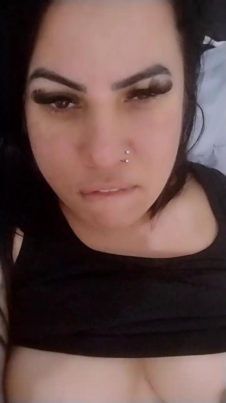 Juliaxxr webcams show profile image 