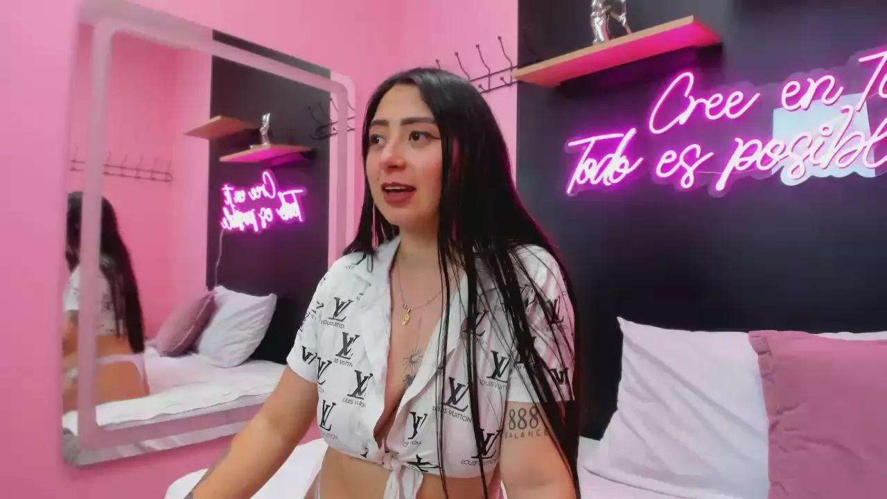 JuliethCruz webcams show profile image 