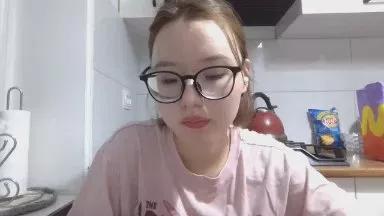 JungQuilliam webcams show profile image 