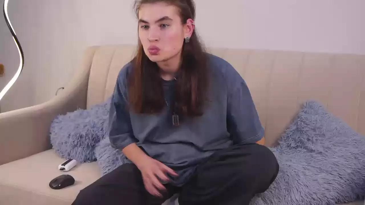 KimHalls webcams show profile image 