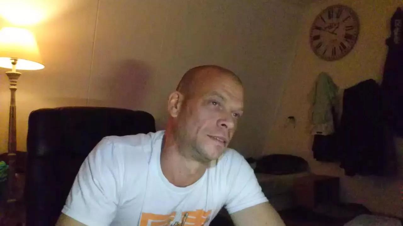 Kinky_Play from Cam4