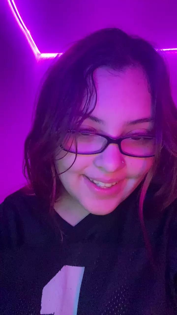 KinkyNikyxxx from Cam4