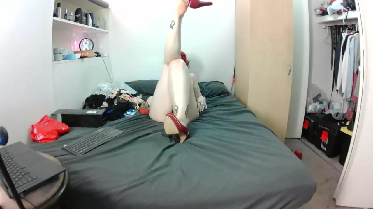 KissraChick from Cam4