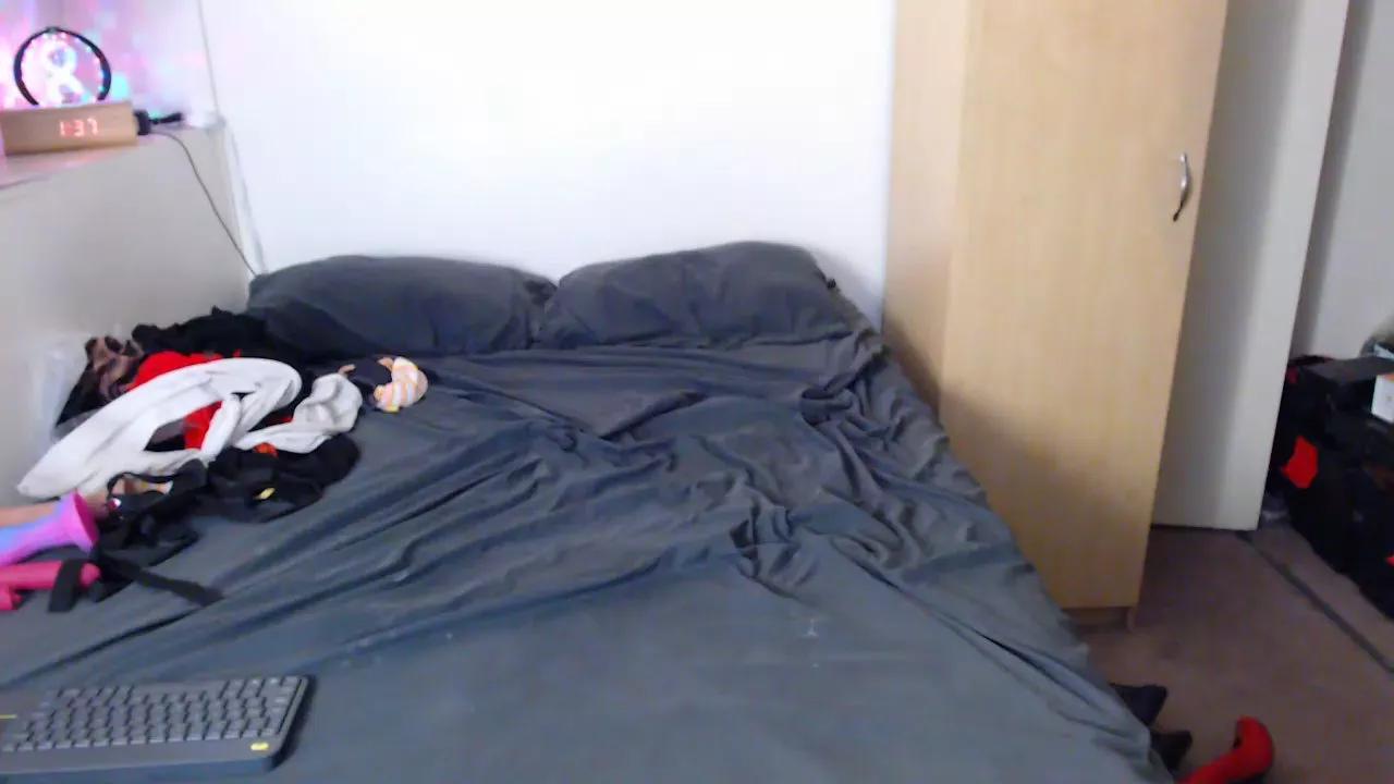 KissraChick from Cam4