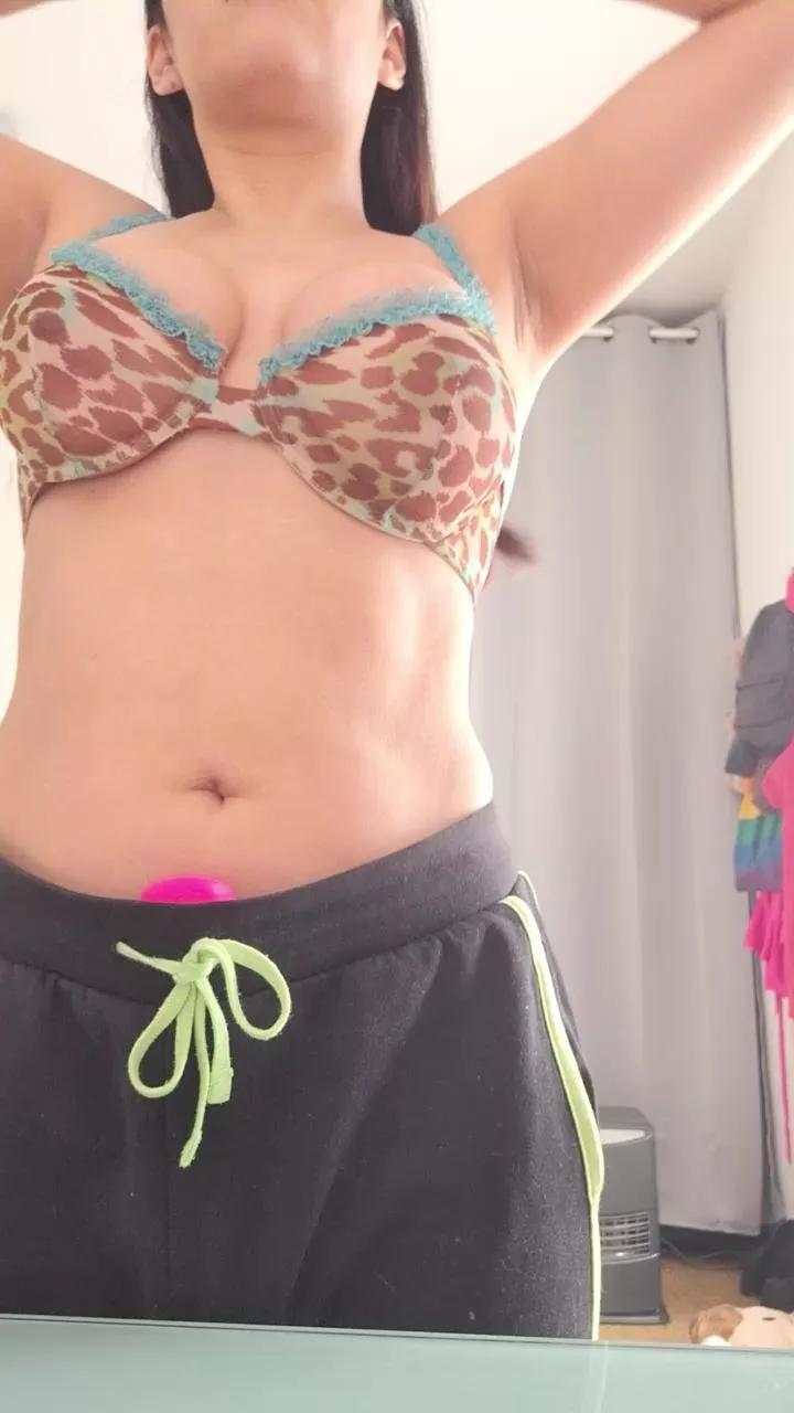 Kittenpurrr from Cam4