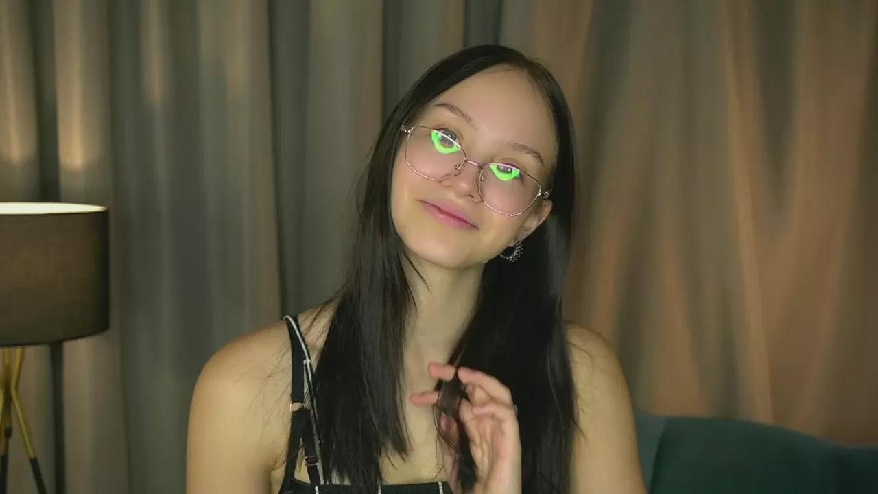 KristieDubbs webcams show profile image 