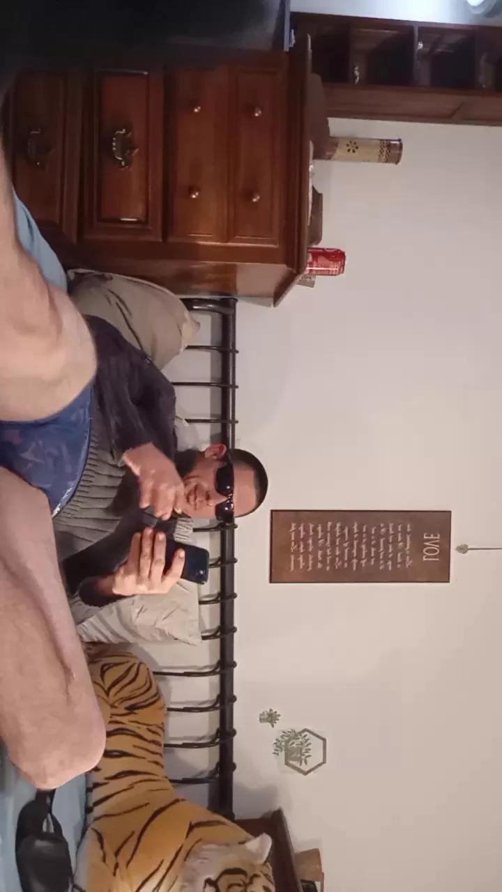 Ksboy3 webcams show profile image 