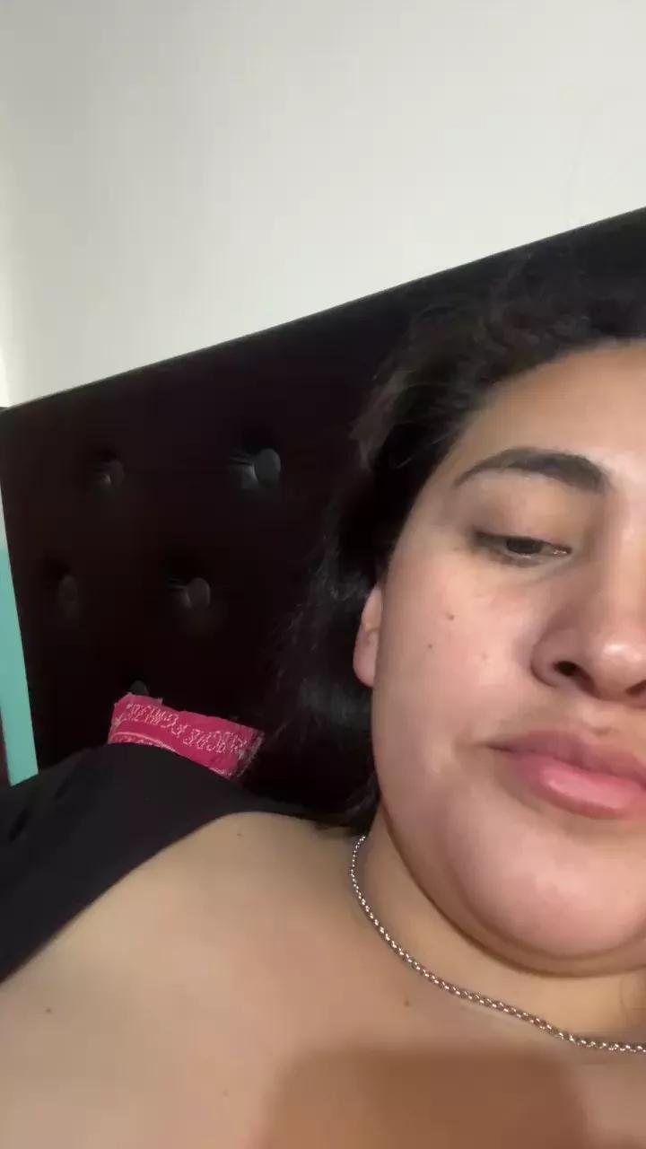 Lalobafunny webcams show profile image 