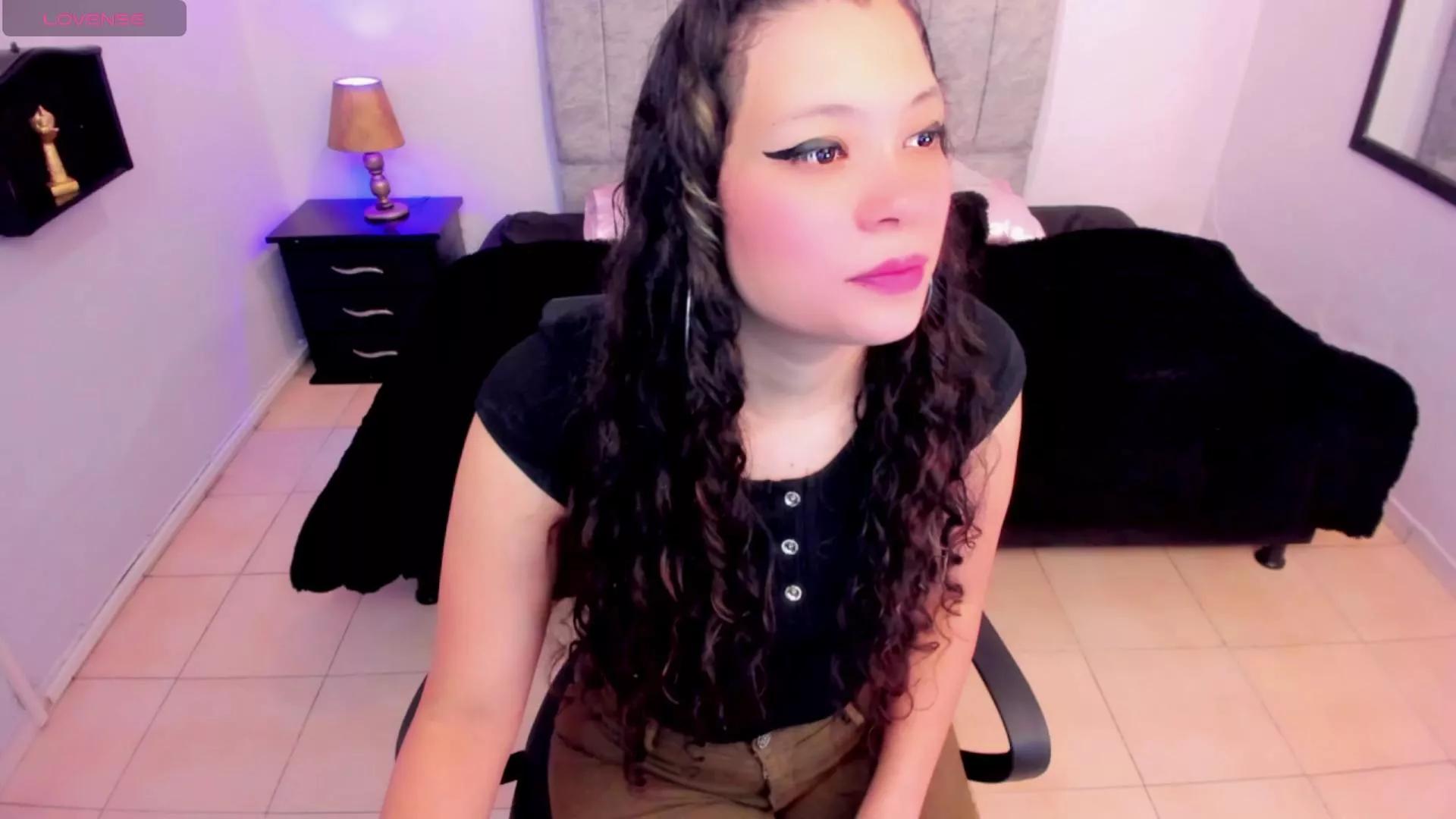 Lana_stone_ from Cam4