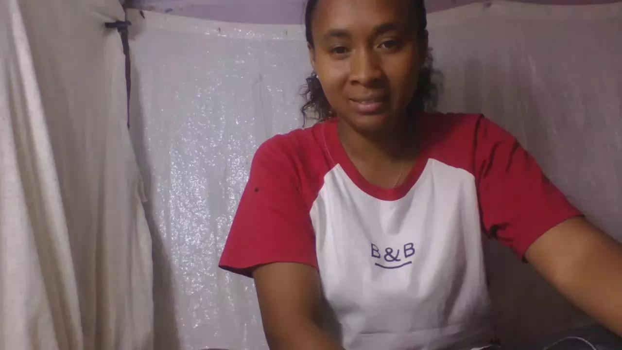 Lasonia51 webcams show profile image 