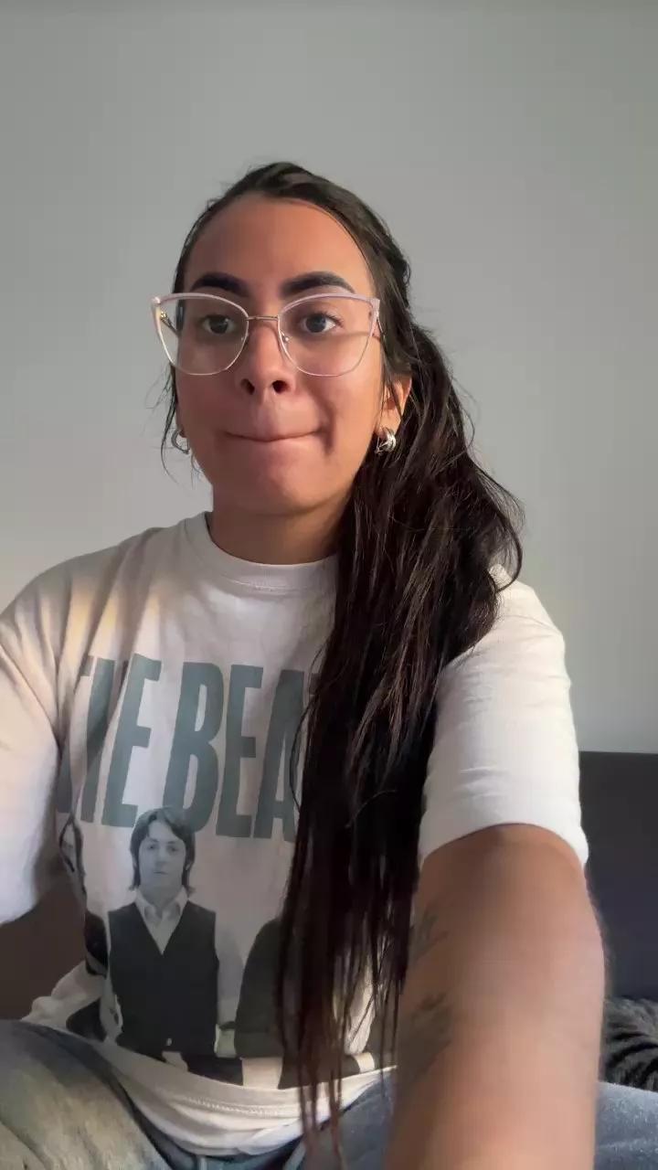 Latinaht222 webcams show profile image 