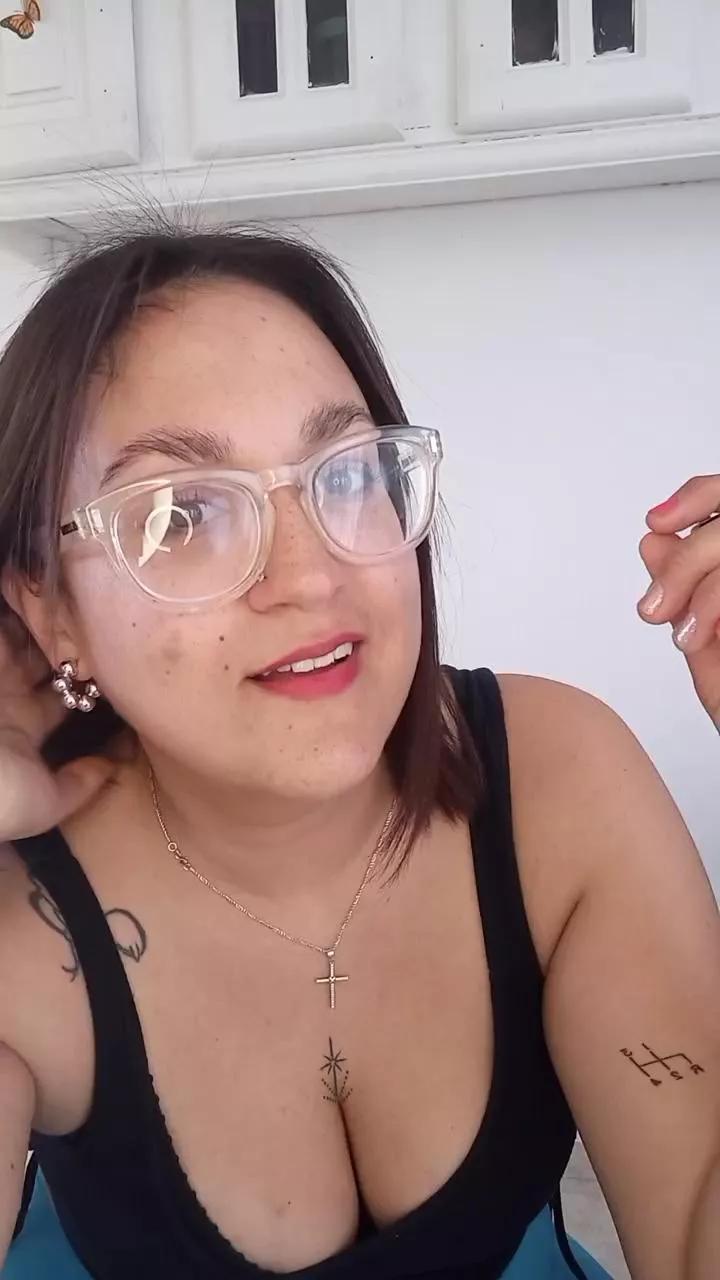 Lawyear69 webcams show profile image 