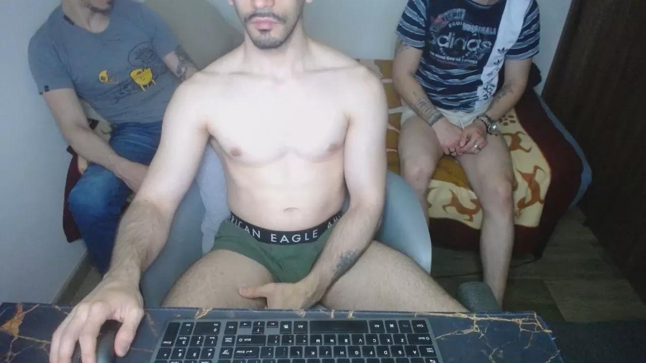 Lealboy from Cam4