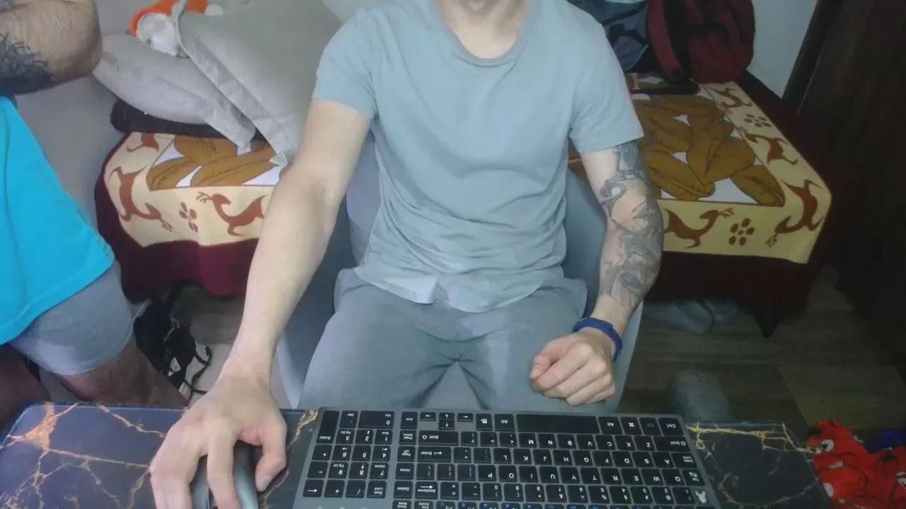 Lealboy from Cam4