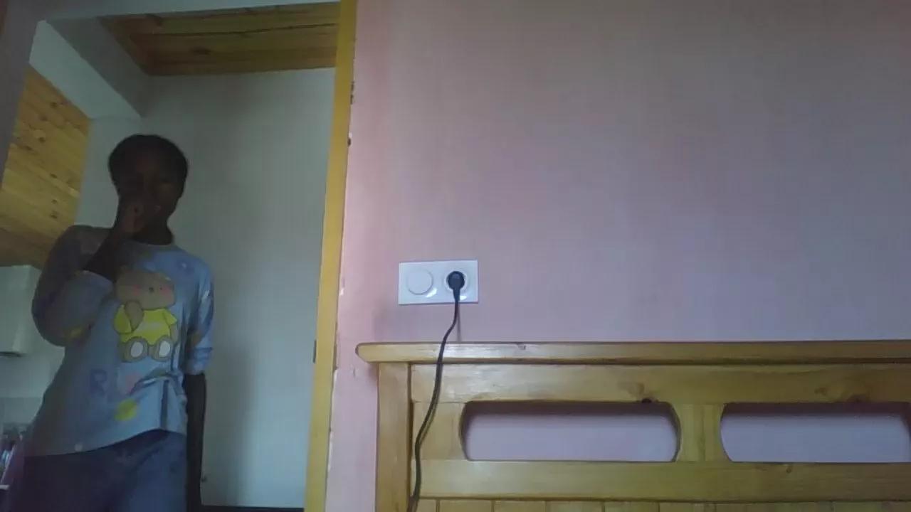 Leatecia8 webcams show profile image 