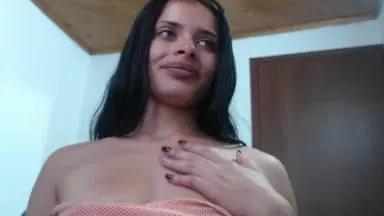 Leidyvelez19 webcams show profile image 