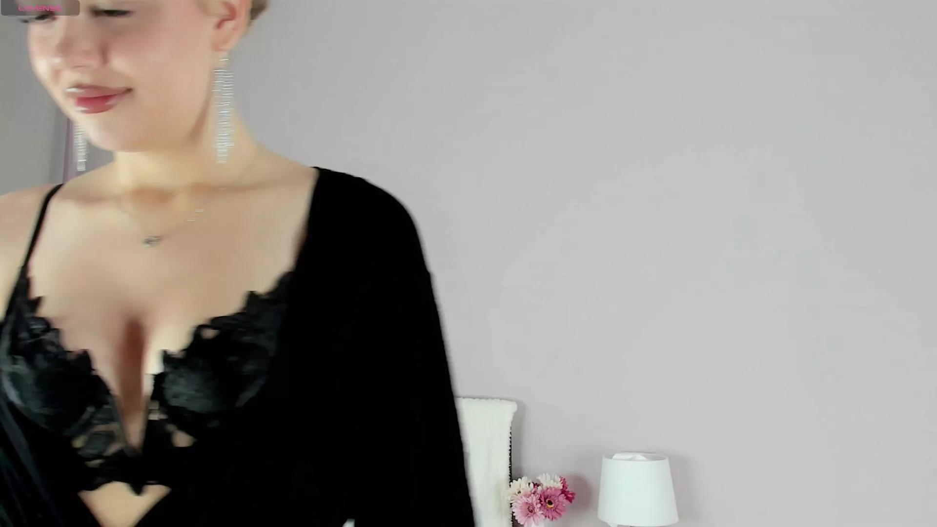 LeilaBulson from Cam4