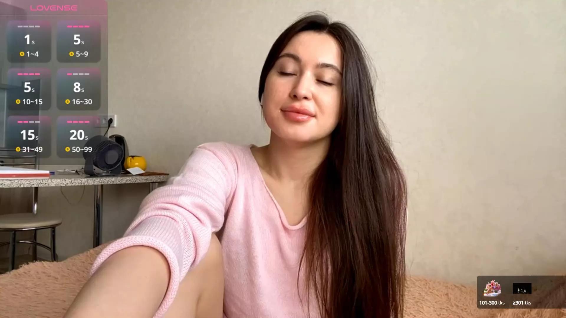LeilaBurnard from Cam4