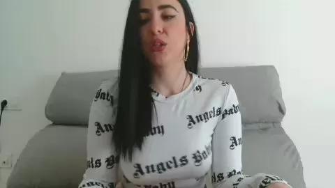 LeilaCG28 from Cam4