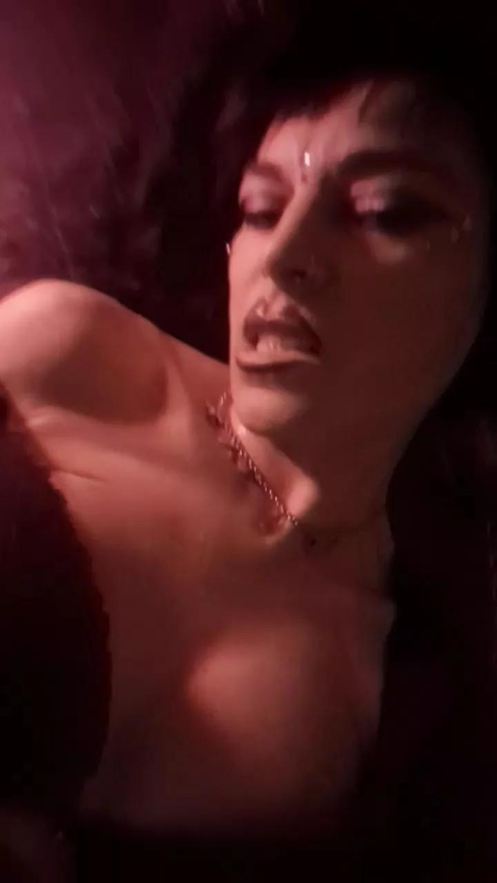 lellamonellahot from Cam4