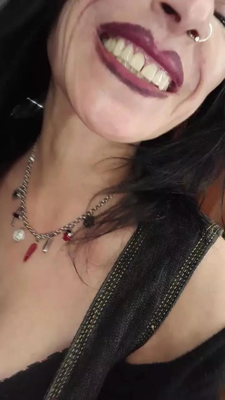 lellamonellahot from Cam4