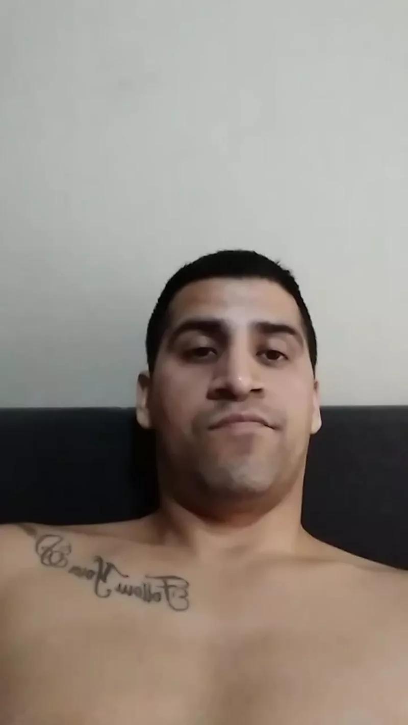 LeoRoom webcams show profile image 