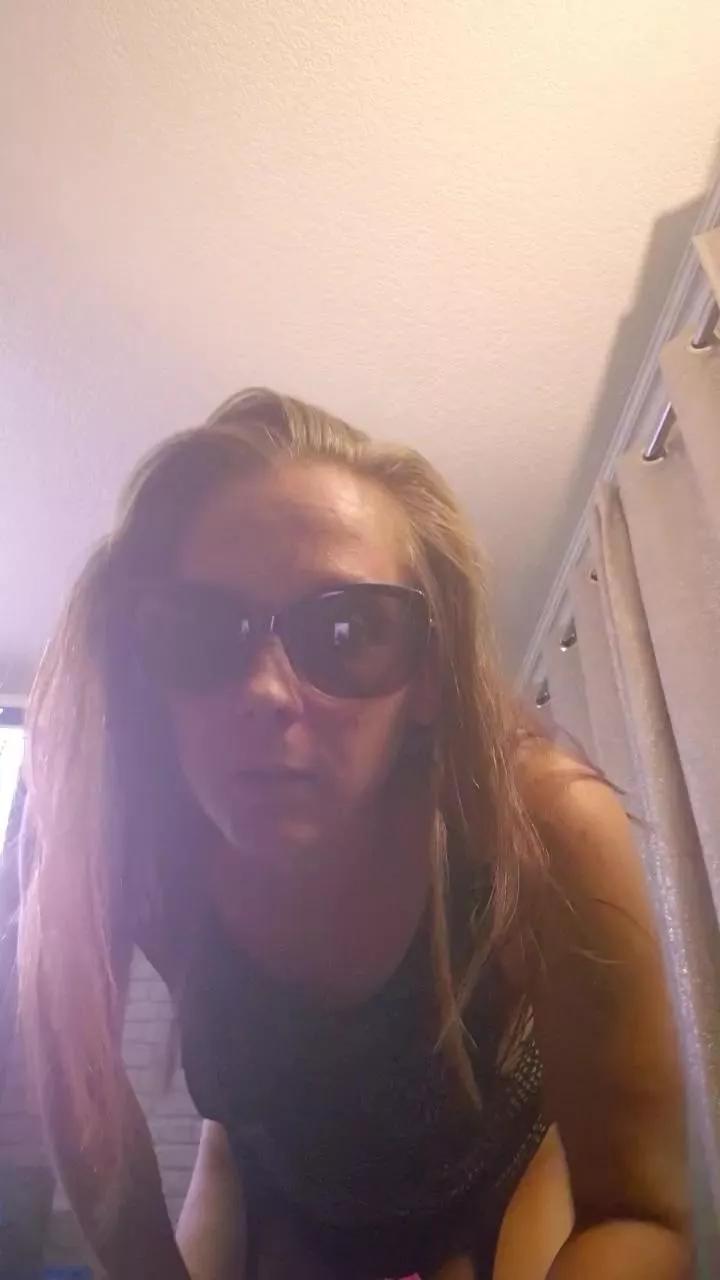 LHHHuk from Cam4