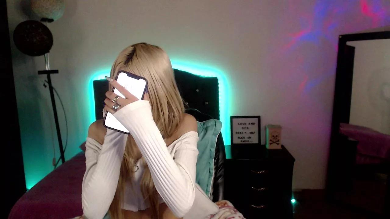 Lia_baby webcams show profile image 