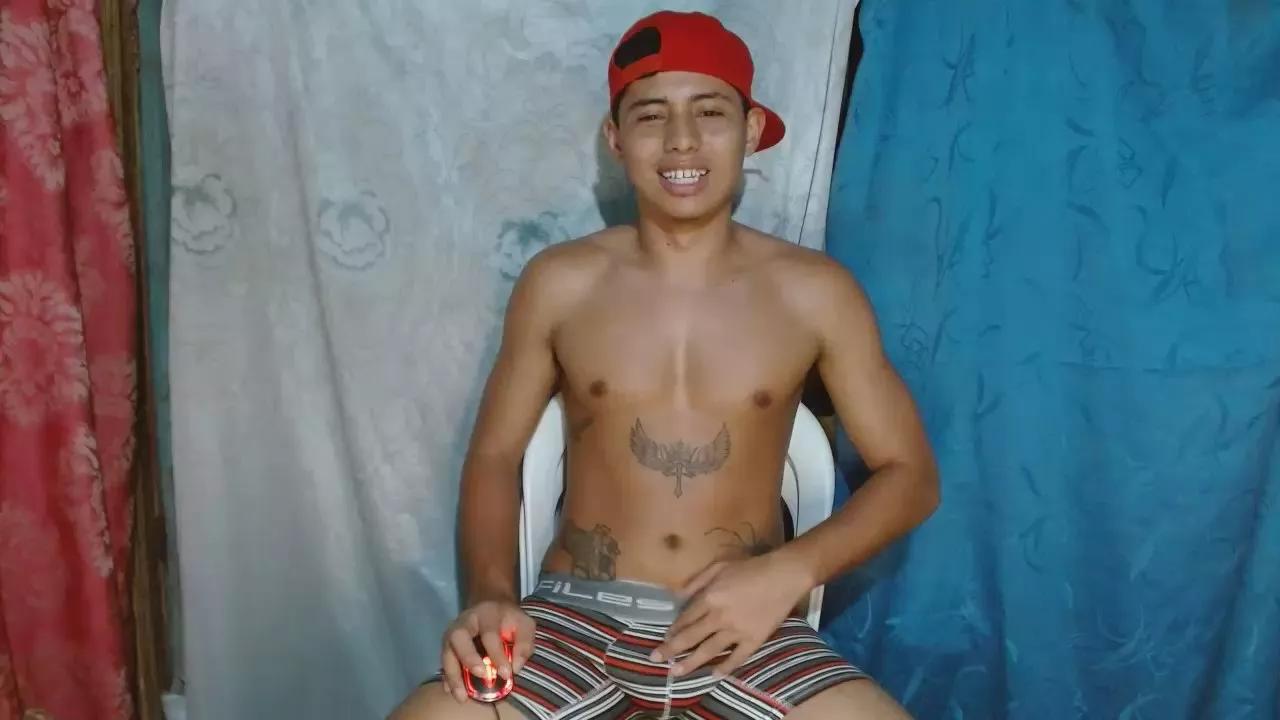 Lil_condor_bby1 from Cam4