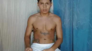 Lil_condor_bby1 from Cam4