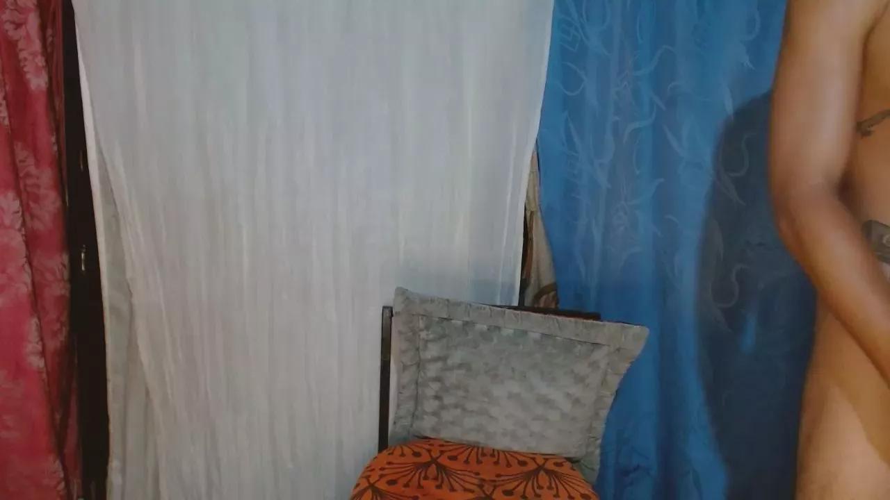 Lil_condor_bby1 from Cam4