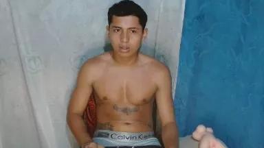 Lil_condor_bby1 from Cam4