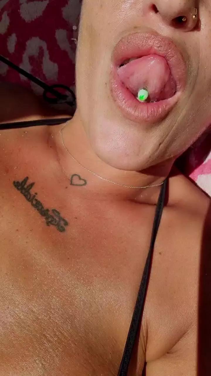 Lili89ink webcams show profile image 