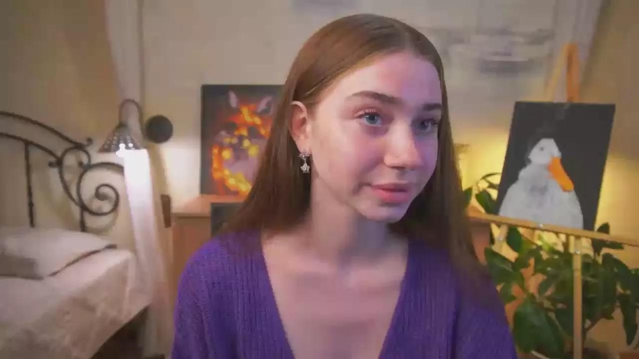 LilianHathaway webcams show profile image 